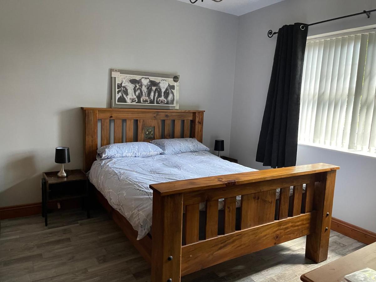 Ballinderry Station Cottage - Luxury Stay. Лисберн Экстерьер фото